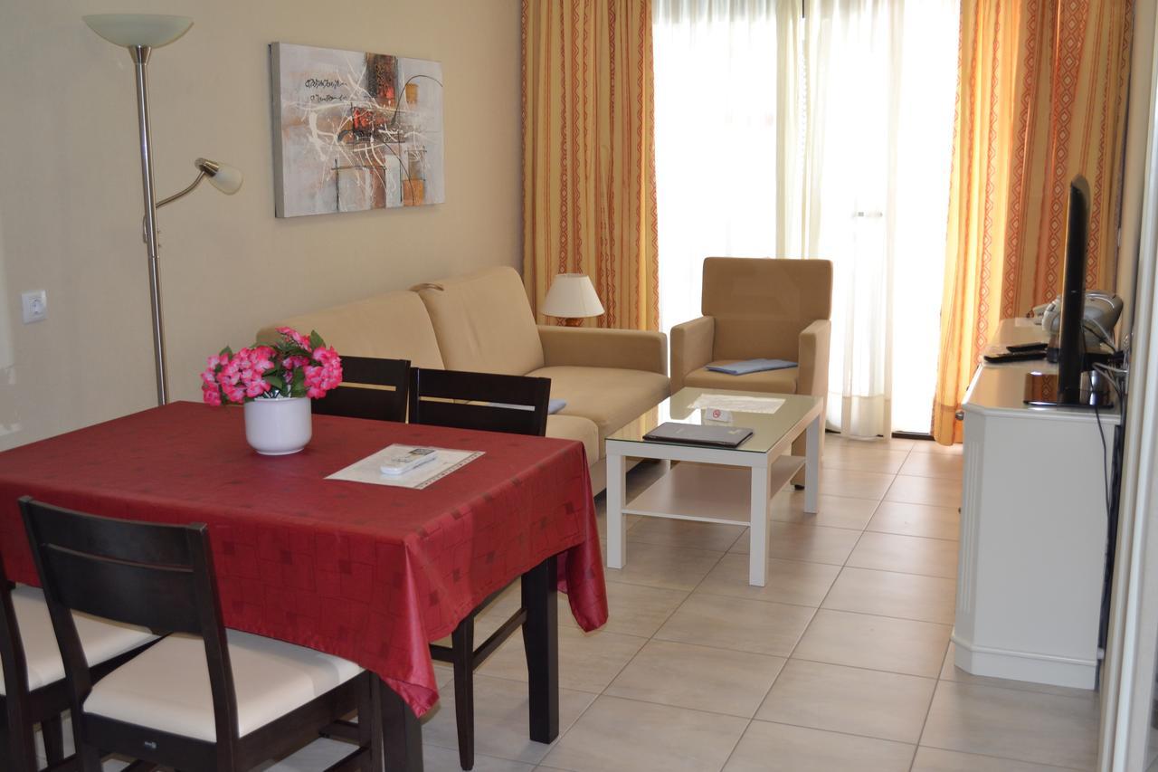 Club Excelsior Ii Apartament